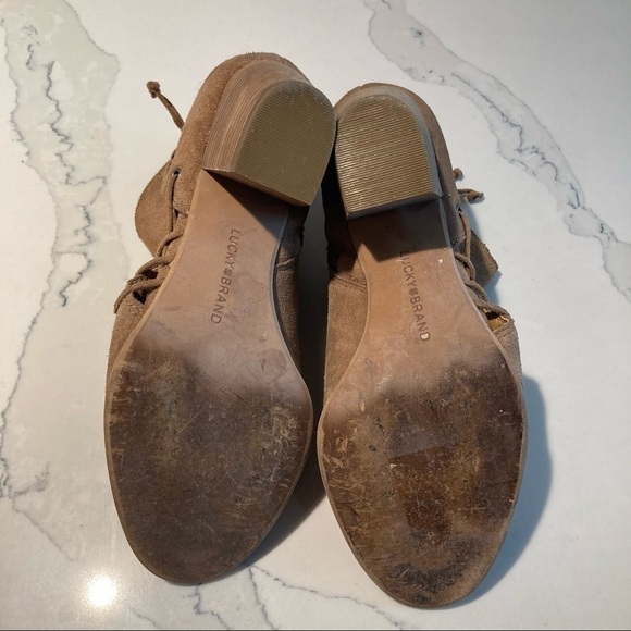 LUCKY BRAND Sz 8 Hartlee Peep Toe Side Lace Up Suede  Booties - Picture 11 of 11